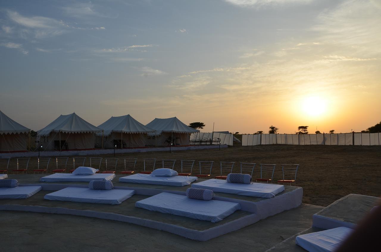 Star Desert Camp جيلسامر المظهر الخارجي الصورة